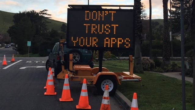 A sign used in Fremont, Calif. to warn drivers that no left turns will be allowed from 3:00 - 7:00 pm, to keep people from taking shortcuts through the town. It warns people not to trust their mapping apps.