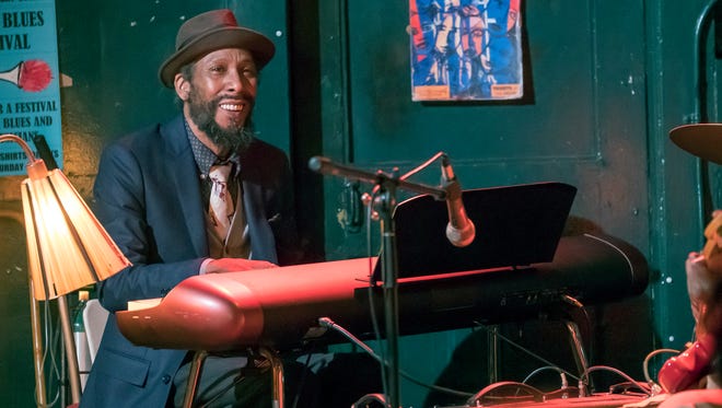 Terminally ill William (Ron Cephas Jones)  gets a chance to play with the band during Tuesday's episode of NBC's 'This Is Us.'