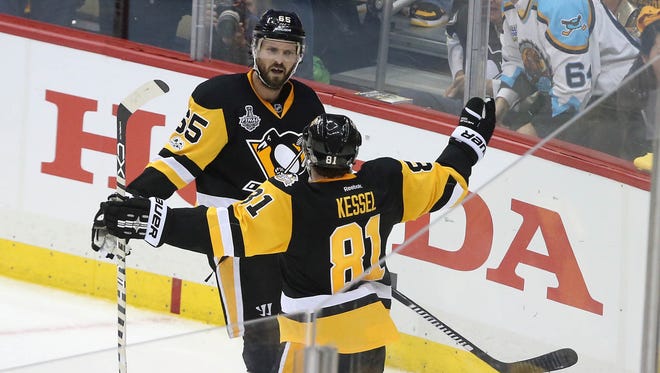 Game 5: Phil Kessel (81) and Ron Hainsey (65) both scored as the Penguins routed the Predators 6-0.