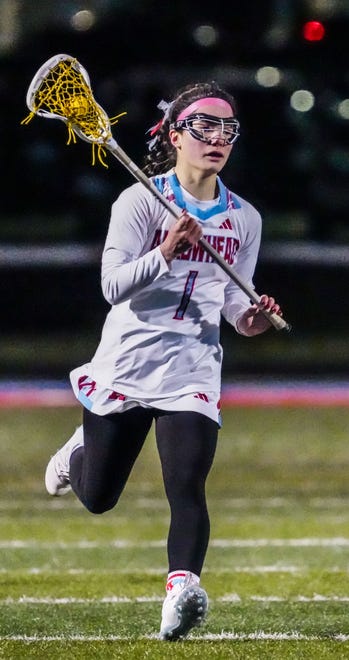 Arrowhead's Camila Obayashi (1) races downfield during the match at home against Mukwonago on Thursday, April 4, 2024.